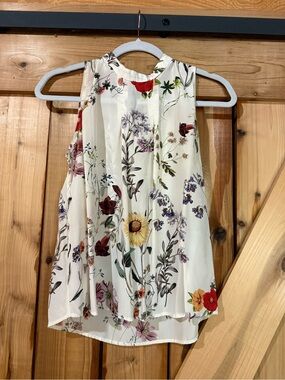 Amour Vert Cream Floral Sleeveless Blouse with Red & Yellow Accents